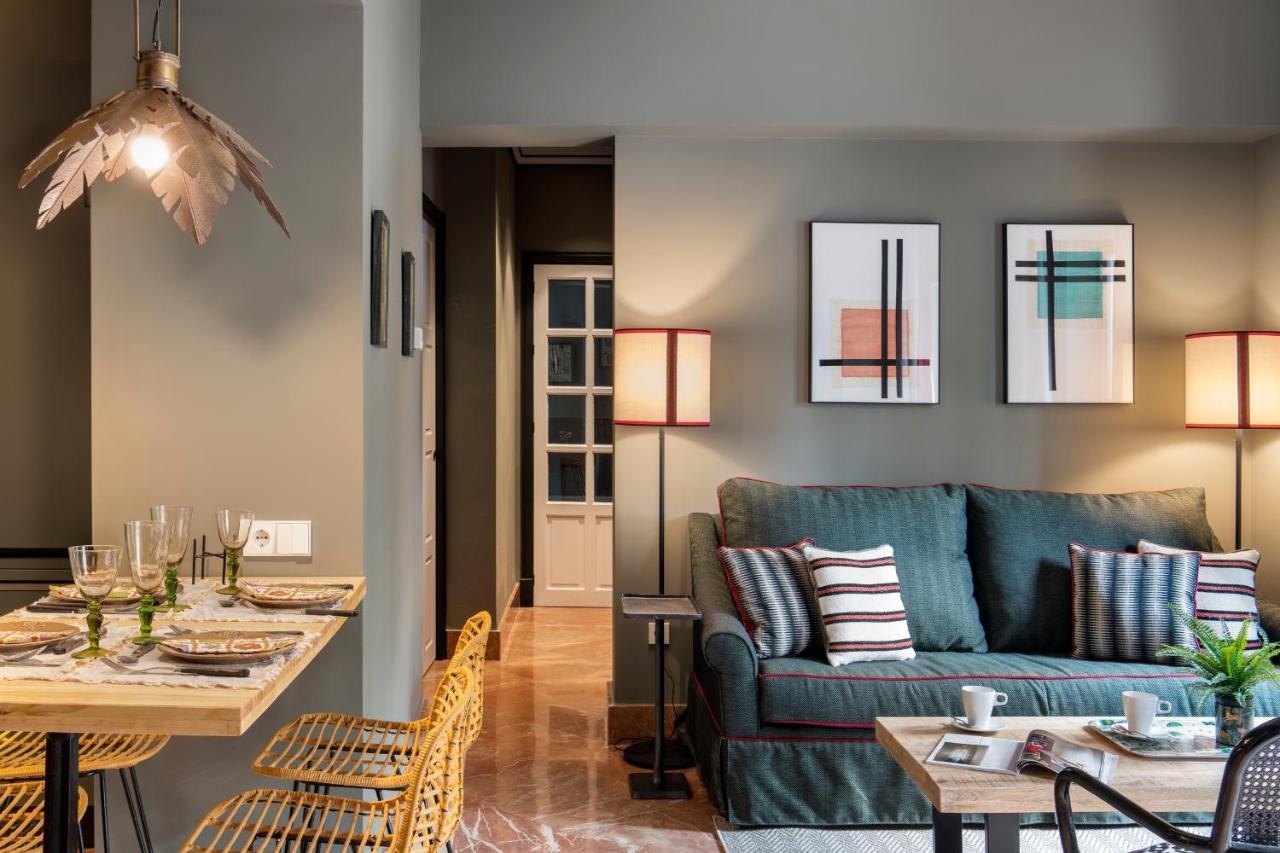 סביליה Puerta De Armas Apartments מראה חיצוני תמונה