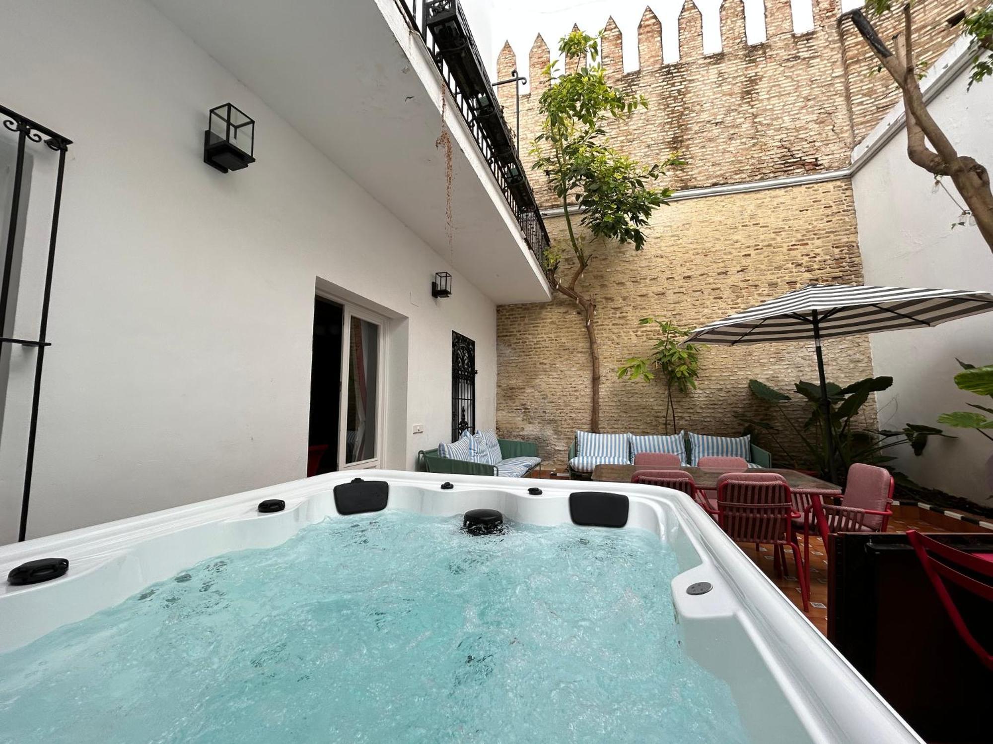 סביליה Puerta De Armas Apartments מראה חיצוני תמונה